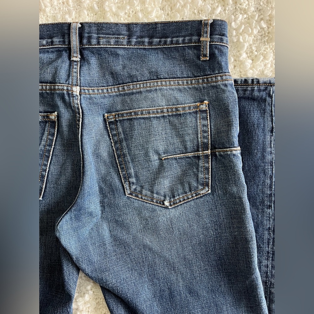 DIOR Homme. Medium Wash Straight Leg Slim Fit Denim Jeans. Size US 32. - Picture 11 of 16